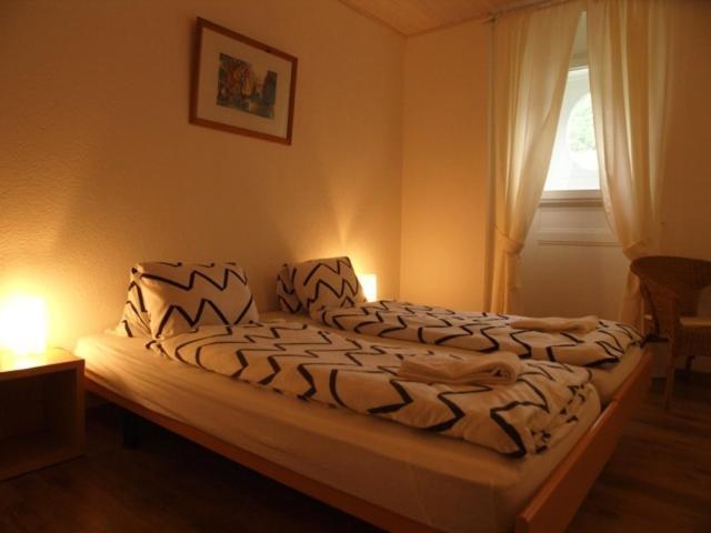 Hotel Garni Villa Carmen La Neuveville Rum bild