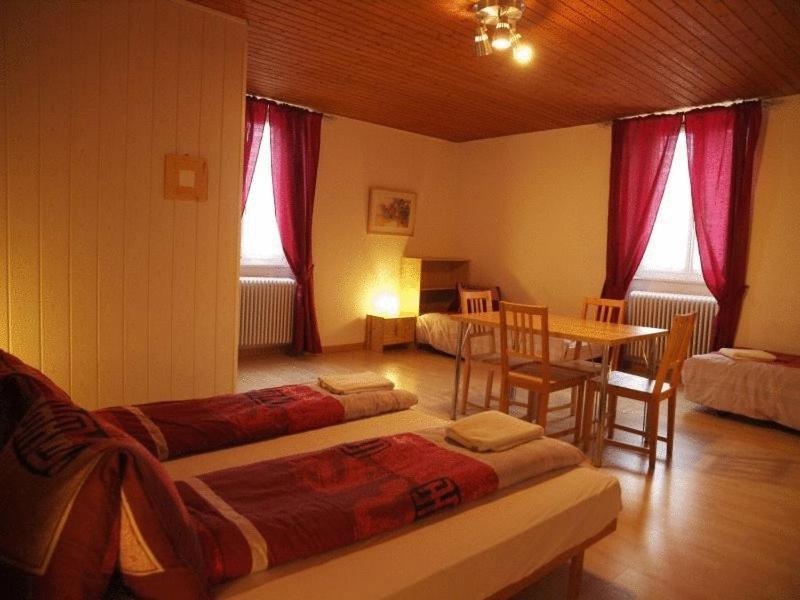 Hotel Garni Villa Carmen La Neuveville Exteriör bild