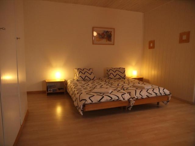 Hotel Garni Villa Carmen La Neuveville Rum bild